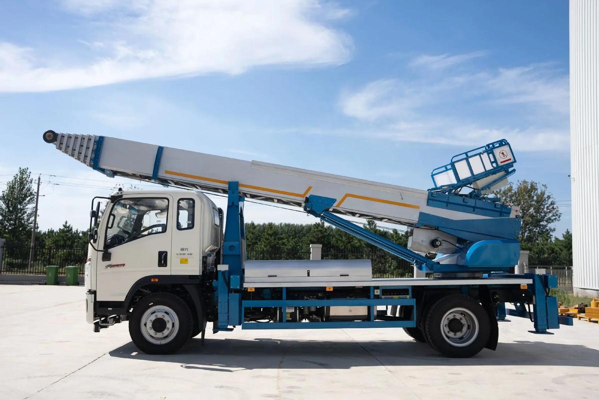 南溪云梯上料车租赁费用